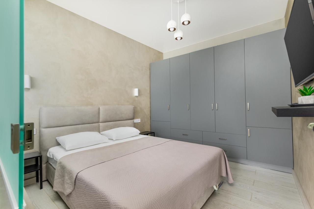 Razor Apartment With Terrace, Kamanina أوديسا المظهر الخارجي الصورة